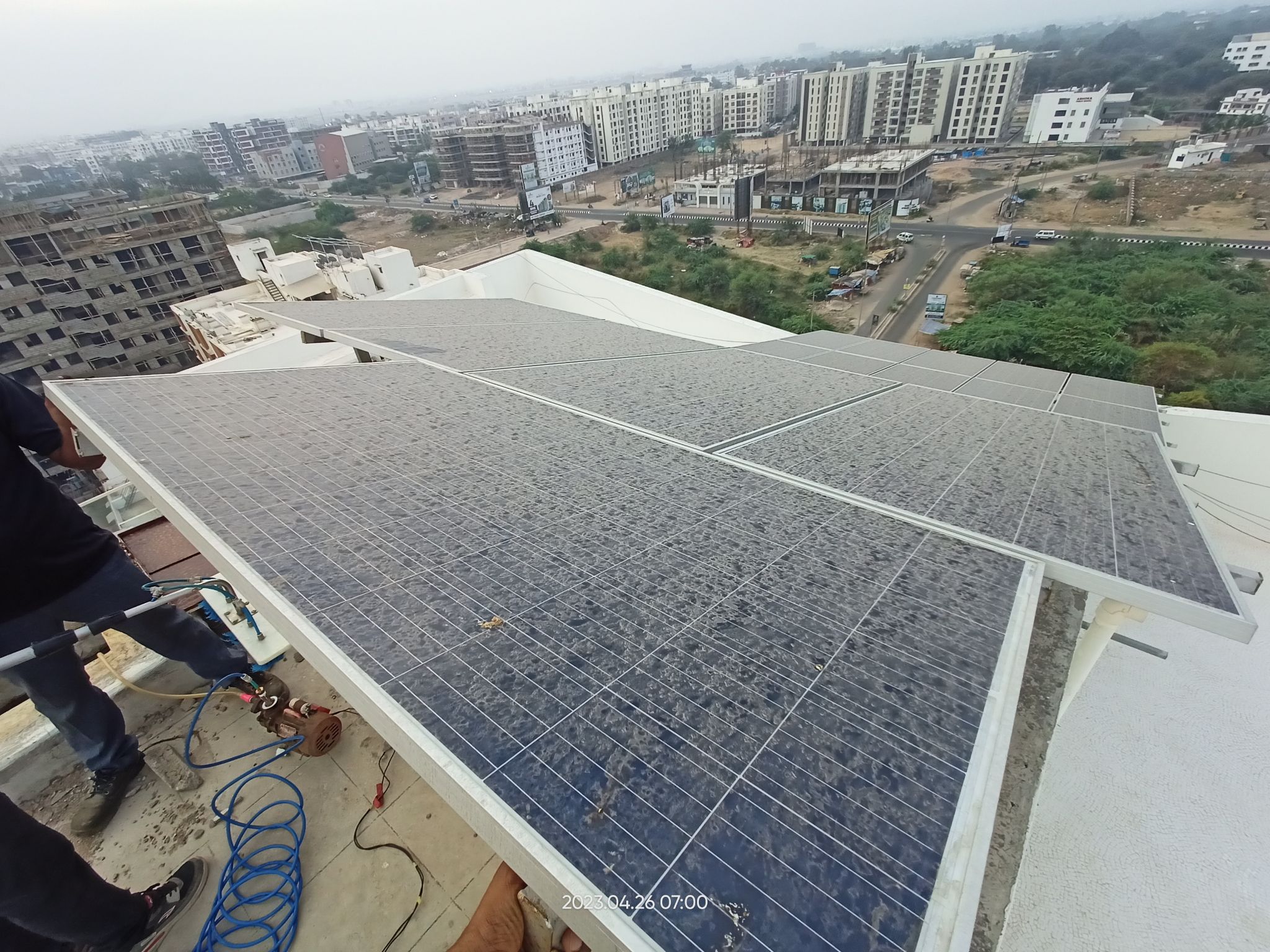 Large Commercial Solar Panel Maintenance